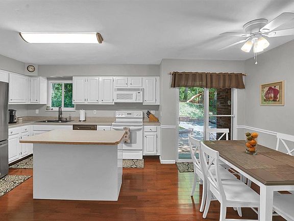 5th image of 4663 Forest Valley Dr