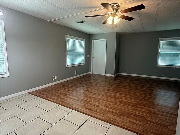 4th image of 758 ROYAL PALM CIRCLE