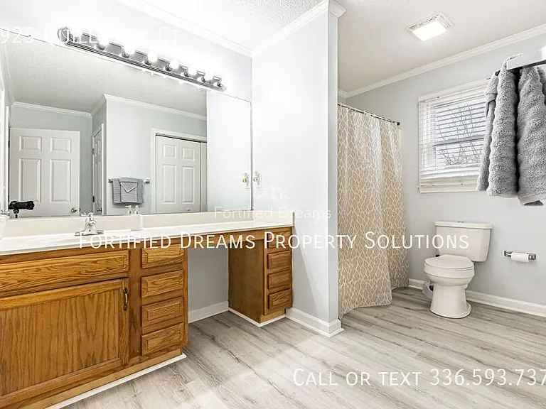 3925 Quillmark Ct — Photo 10
