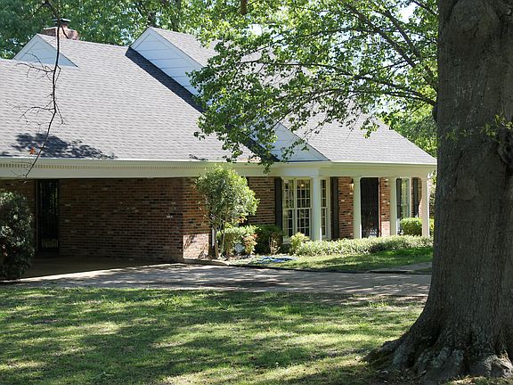 1 acre lot Golf across st.