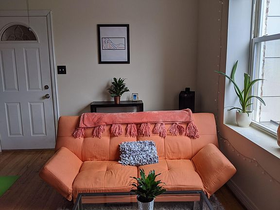 3rd image of 1450 N Campbell Ave APT 2R