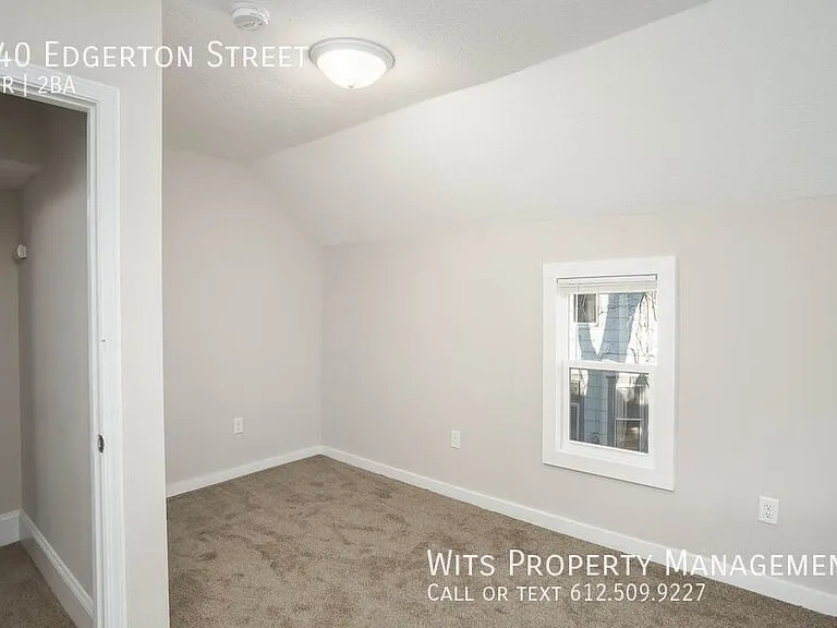940 Edgerton St — Photo 18