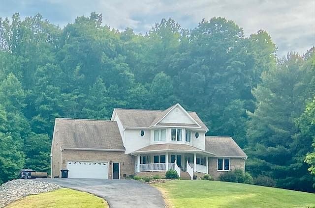 1st image of 8795 Starlight Ln