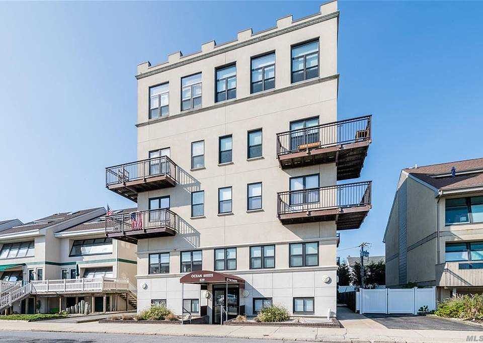 1st image of 529 West Broadway