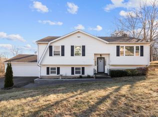 59 Cimarron Rd, Middletown, CT 06457