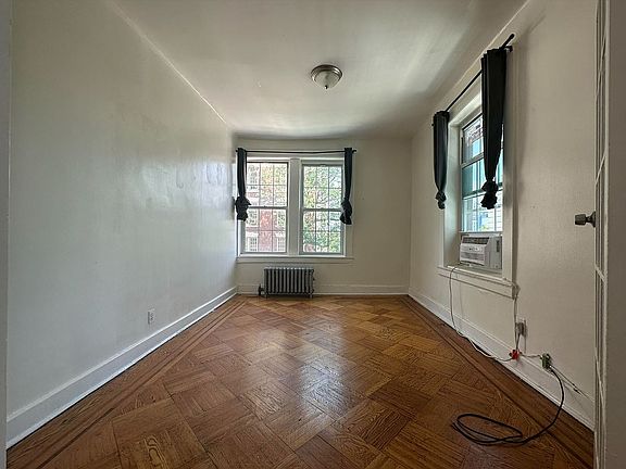 4th image of 41-10 29th St #3