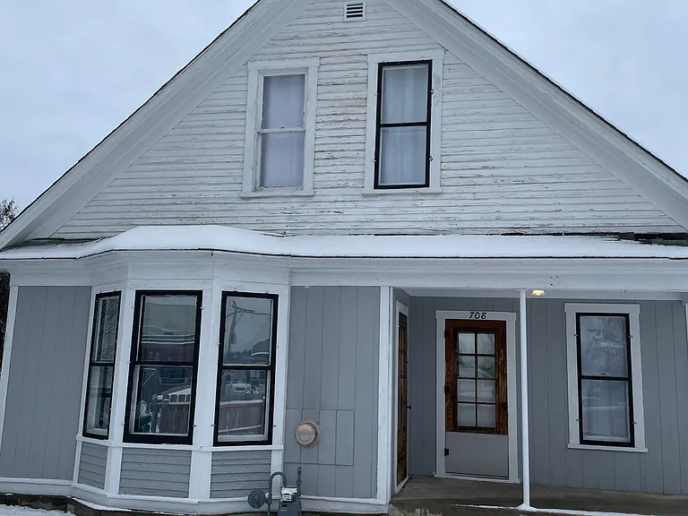 708 N Hogan St — Photo 1