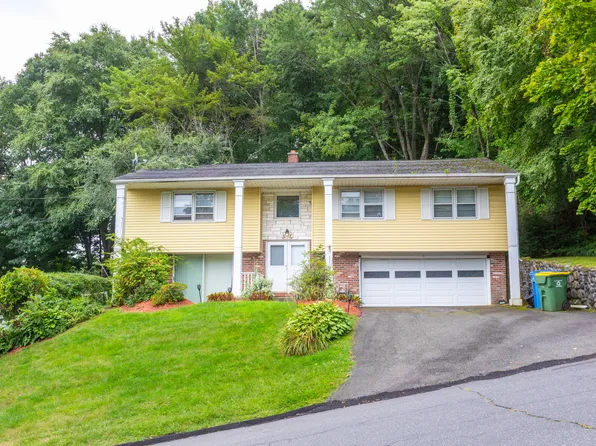 165 Juniper Ridge Drive, Waterbury, CT 06708