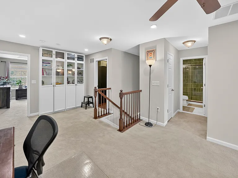 97 Autumn Ln — Photo 24