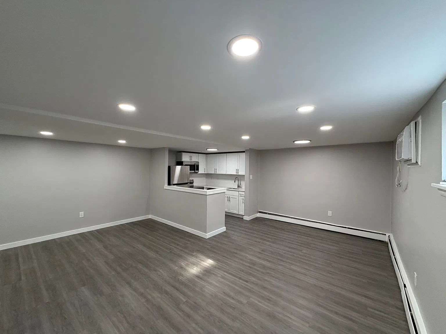 Cottage Street Apartments — Photo 4