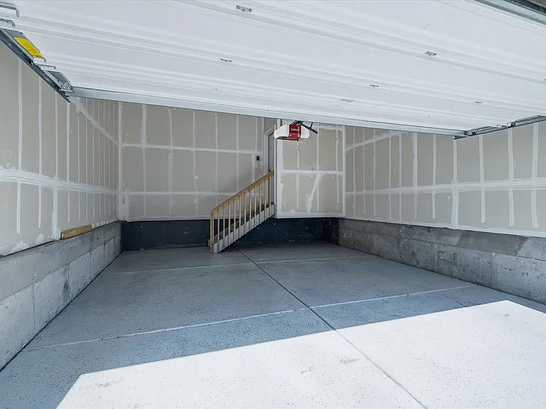 11393 Iron Ore Ct — Photo 36