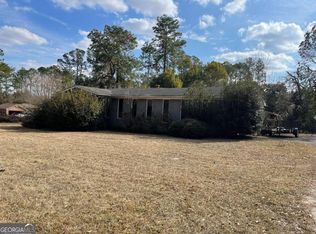 2004 Indian Trl, Douglas, GA 31533