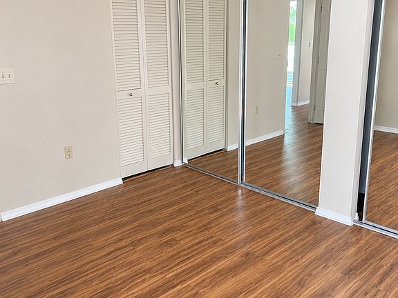 4th image of 3009 Ala Makahala Pl APT 314