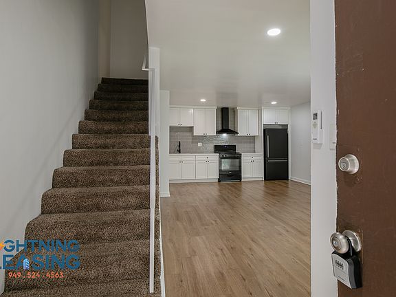 5th image of 12304 Burbank Blvd APT 3