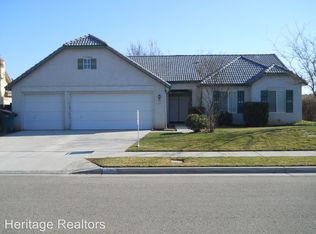 530 Hearth Way, Lemoore, CA 93245