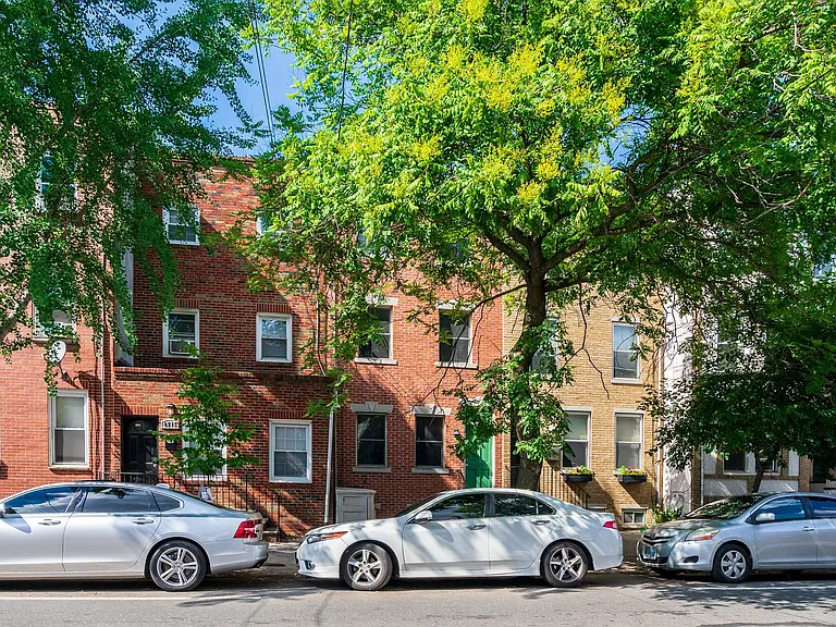 1713 Christian St — Photo 16