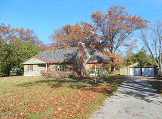 540 Ridge Ave, Spring Lake, MI 49456