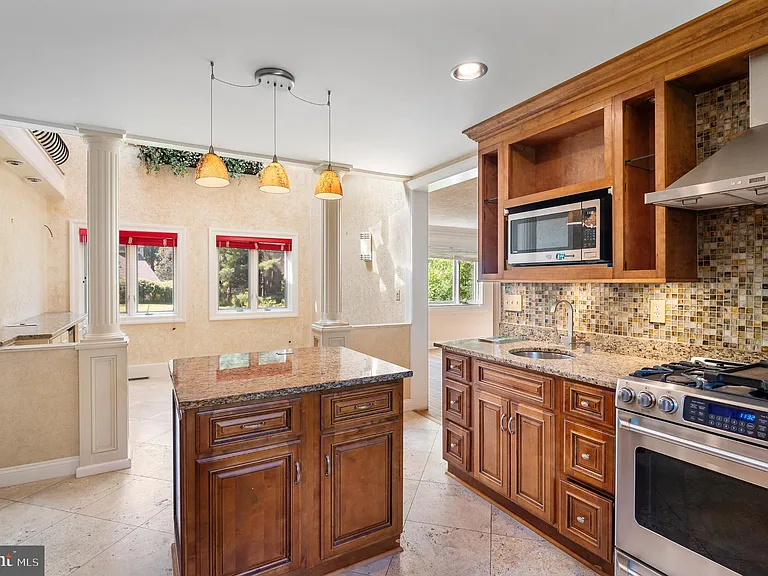 15729 Holly Grove Rd — Photo 15