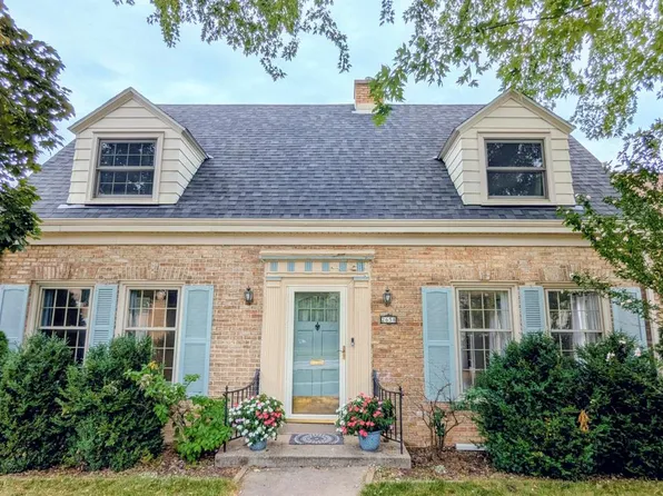 2658 North 81st STREET, Wauwatosa, WI 53213