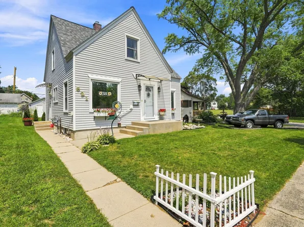 521 E Chapin St, Cadillac, MI 49601