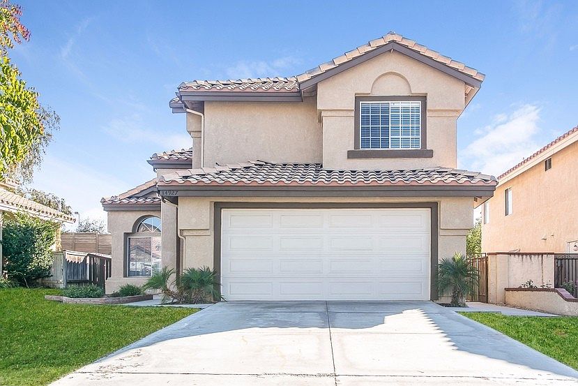 1st image of 34927 Shadowwood Dr