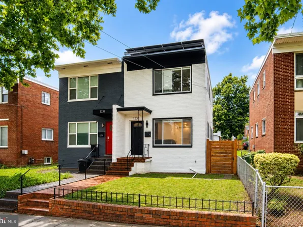 1237 Emerson St NE, Washington, DC 20017