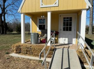 10555 Stotlar Rd, Herrin, IL 62948