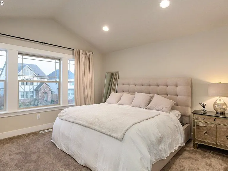 7023 NW Eleanor Ave — Photo 18