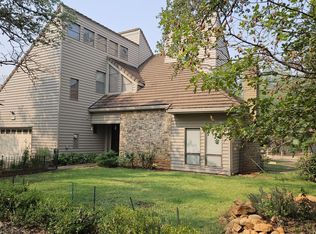 8788 Quail Valley Dr, Redding, CA 96002