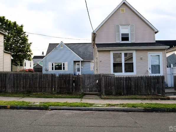 47 Christopher St #47