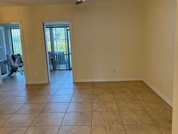 4th image of 11878 Mintwood Ct