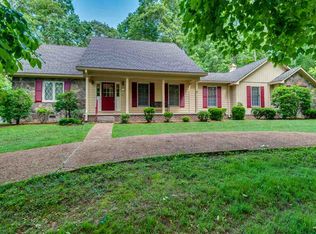 5011 Branston Rd, Ooltewah, TN 37363
