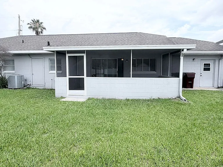 3211 San Pedro Ln — Photo 14
