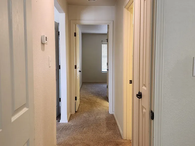 2010 S Clover Ln — Photo 6