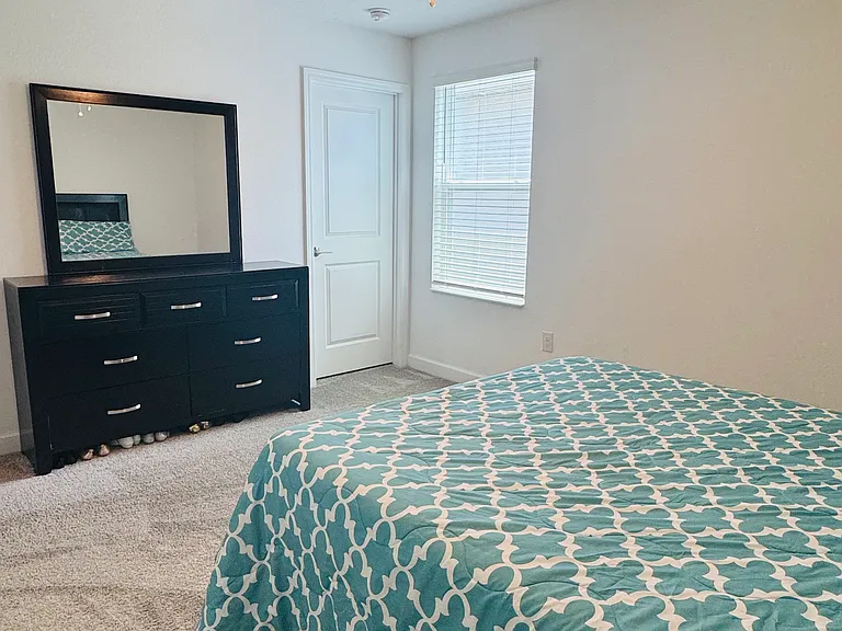 5037 Bessie Ct — Photo 43