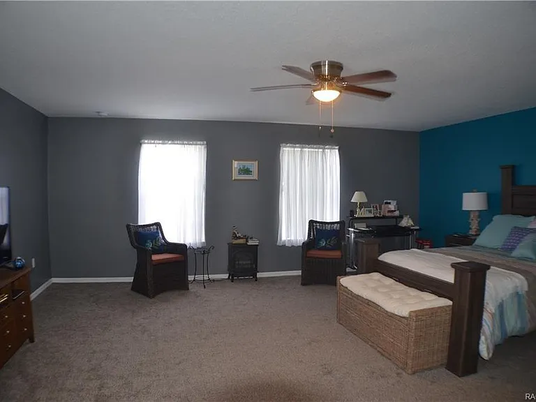 3134 W Randolph Ln — Photo 21
