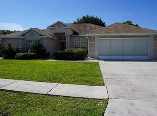 1521 Honor Ct, Lehigh Acres, FL 33971