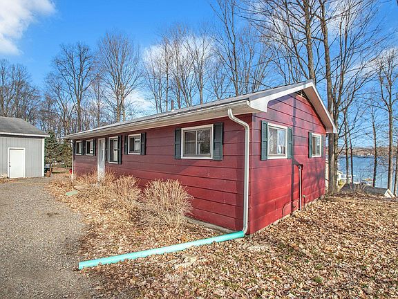 3rd image of 14845 Birch Lake Shore Dr