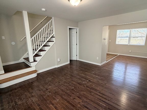 4th image of 263 Blake St #32
