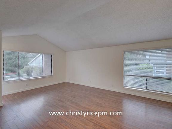 5th image of 2440 140th Ave NE APT 32A
