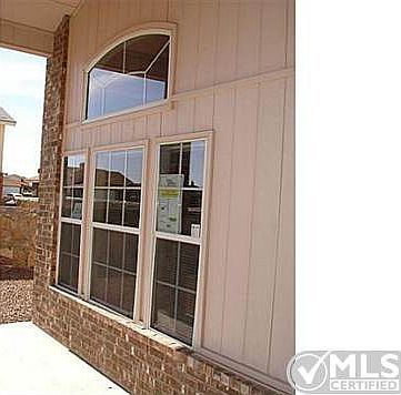 3rd image of 14377 Escalera Dr