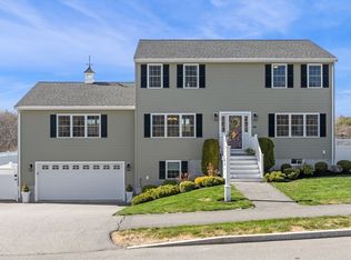 18 Gedney Dr, Peabody, MA 01960