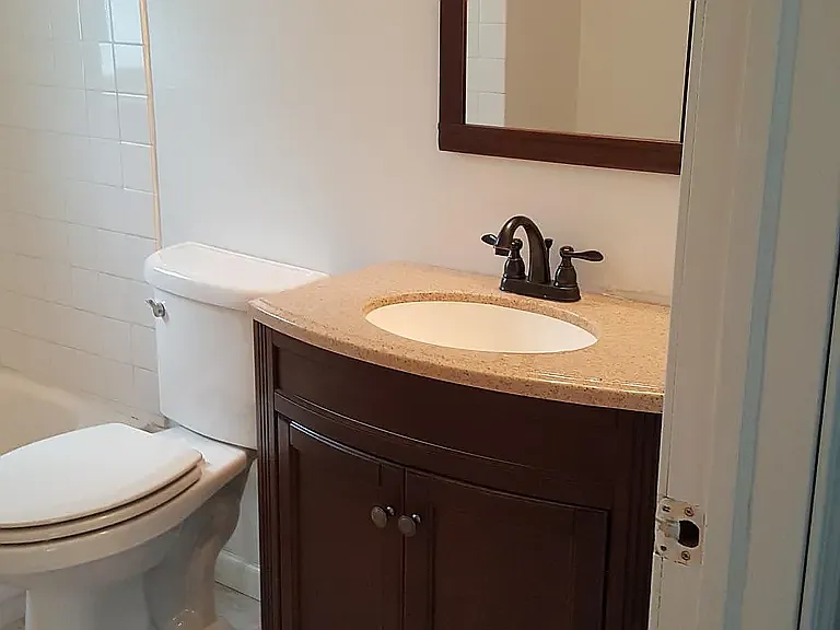 3 bed, 1210 sqft, $1,700 — Photo 4