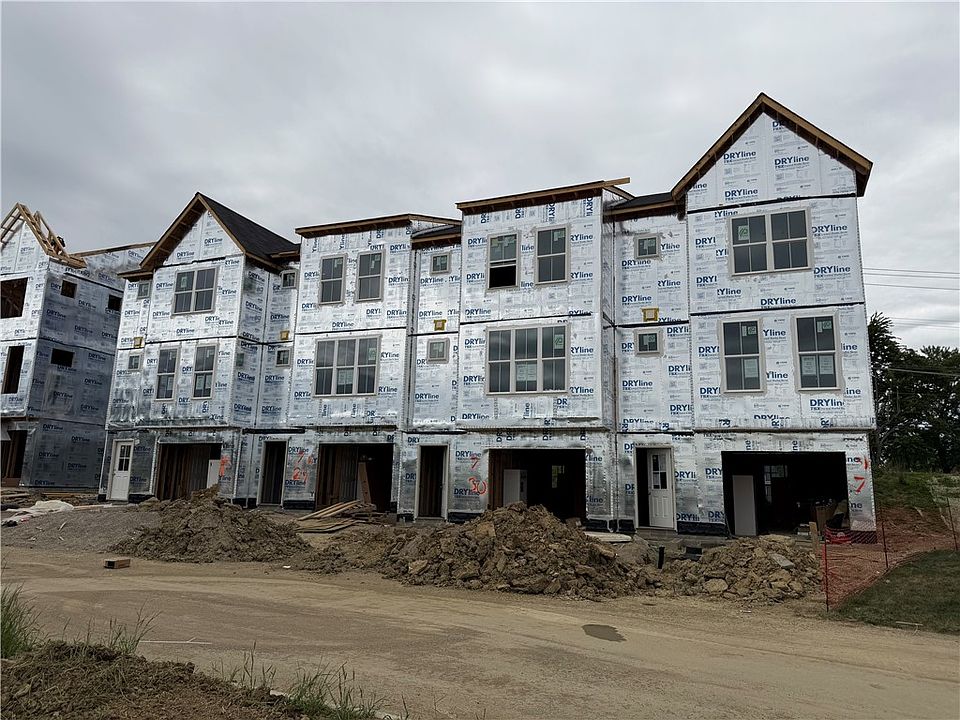 2nd image of 610 Brightview Pl #31