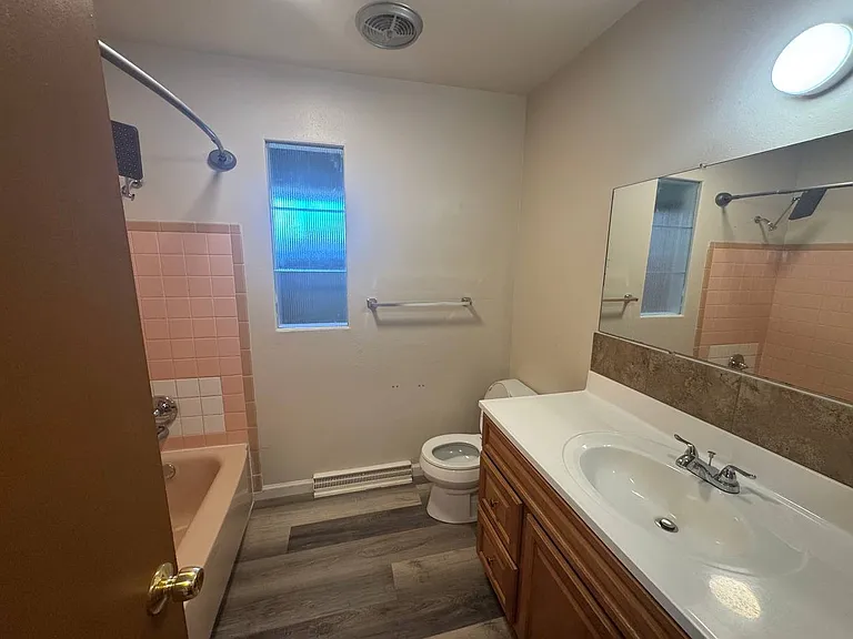 538 Racine St — Photo 13