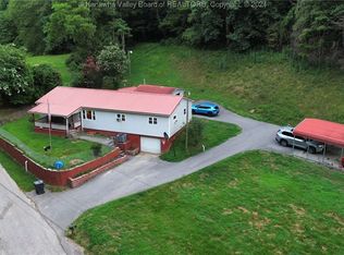 608 Cantley Branch Rd, Foster, WV 25081