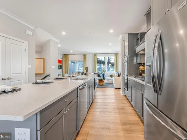 11539 Kirkleigh Dr, Marriottsville, MD 21104