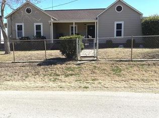 3194 County Road 357, La Vernia, TX 78121