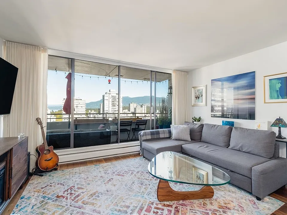 1725 Pendrell St #1703