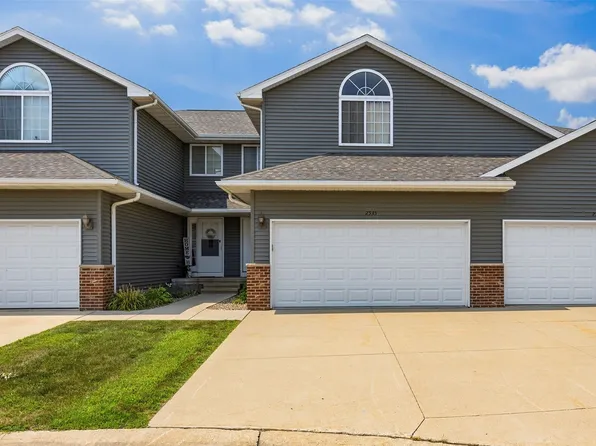 2535 Greenway Ct, Marion, IA 52302